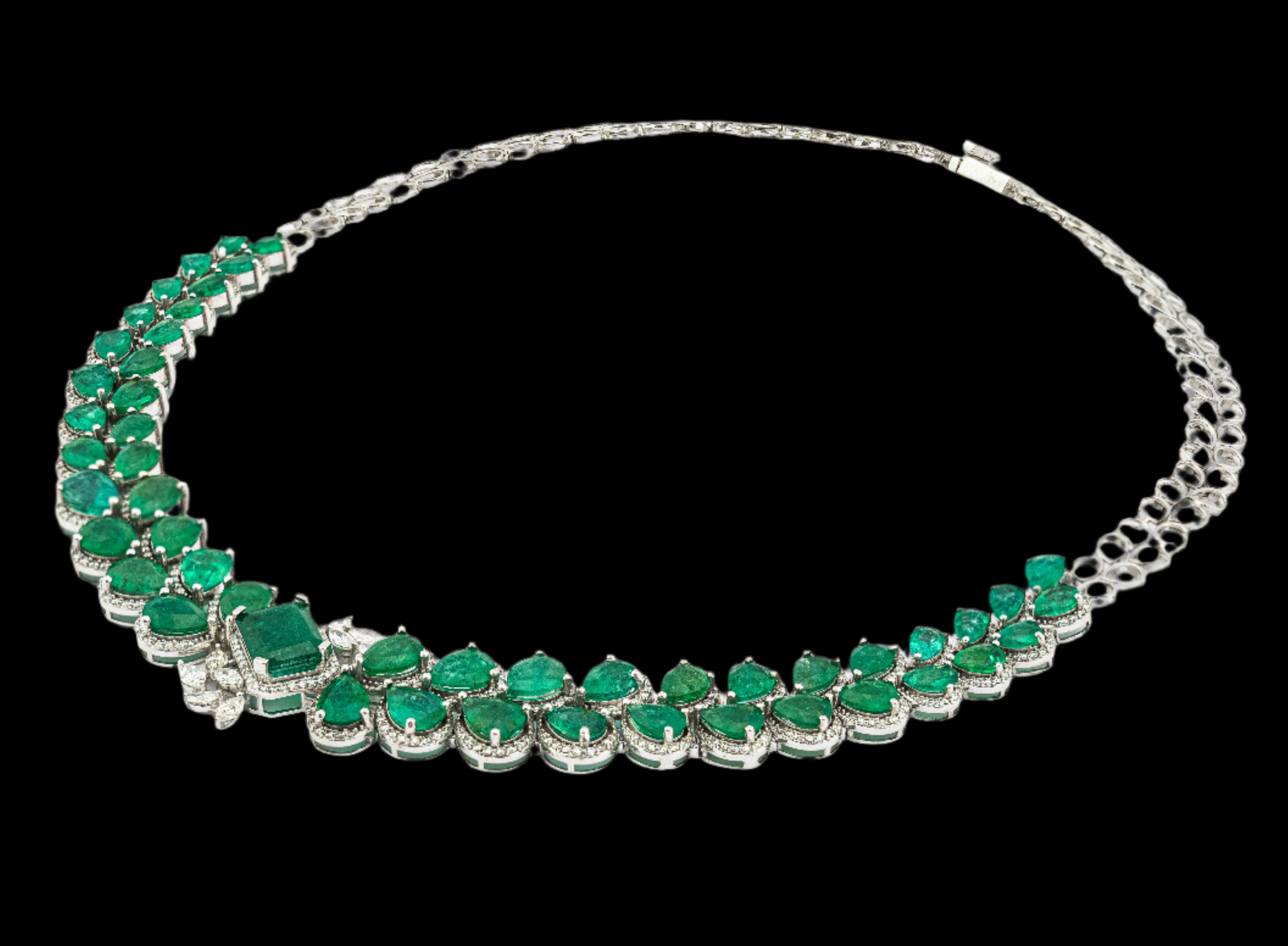 Emerald Marquise Round Diamond Necklace