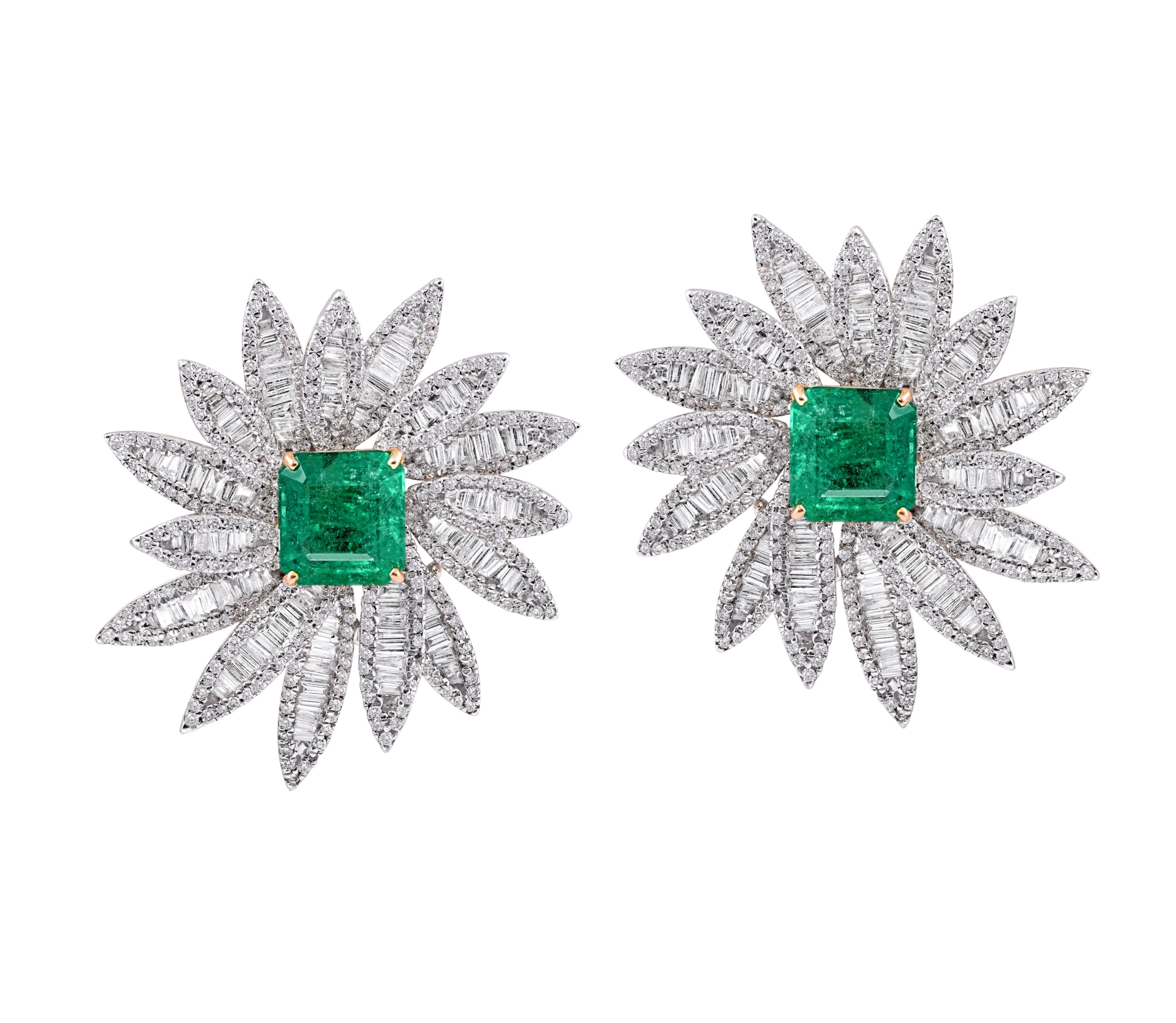 Mohar Diamond Petal Emerald Studs