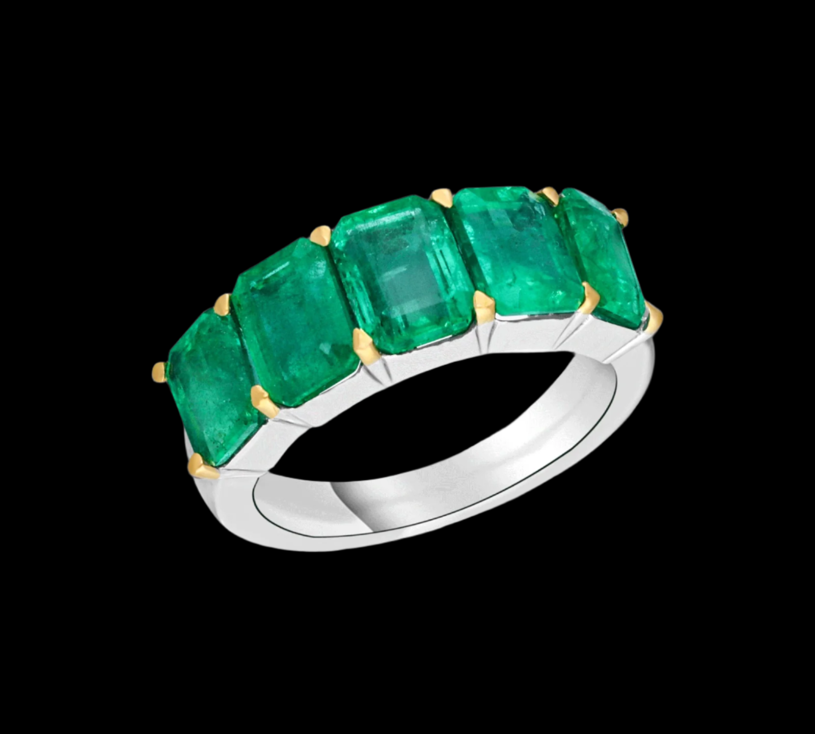 Mohar Emerald Ring